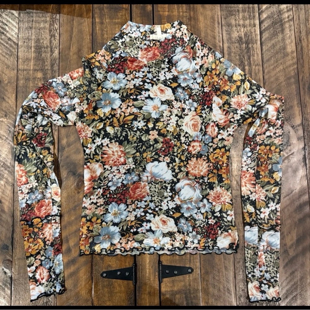 Promesa Multicolor Floral Long Sleeve Blouse